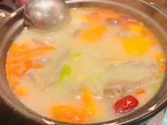 -羽鸽集·乳鸽专门店·地道顺德菜(岭南站店)