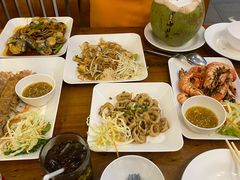-两兄弟Song Pee Nong(2号店)