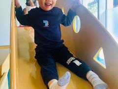 -乐融婴幼儿成长中心(四季青校区)