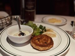 招牌蟹肉饼-Wolfgang’s Steakhouse 沃夫冈牛排馆(上海白玉兰广场店)