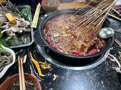 -灌县老妈砂锅串串香(万科红生活广场店)