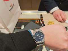 -亨得利钟表商店