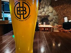 蜜桃小麦-Shanghai Brew House上海啤酒工坊(老外街店)