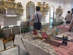 -肆兮眼镜·蔡司·徕卡战略合作店(大坪店)