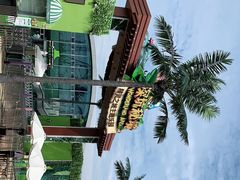 -蓝精灵乐园·世茂精灵之城主题乐园