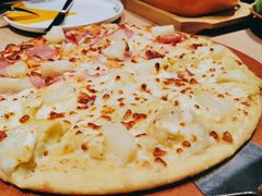 -必胜客(WOW中心城店)