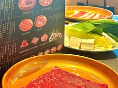 -牛YO寿喜烧·铁板烧和牛火锅自助(市府恒隆店)