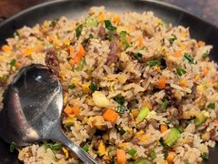 牛肉炒饭-凤兴鸡煲(宝安海雅店)