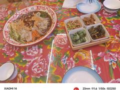 -闯关东东北农家菜(崂山石老人店)