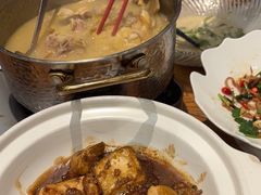 -黄泥岗·地道湖北菜(奥特莱斯店)