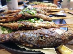 -何师烧烤Pro ·江湖川菜·小龙虾·精酿(太古里旗舰店)
