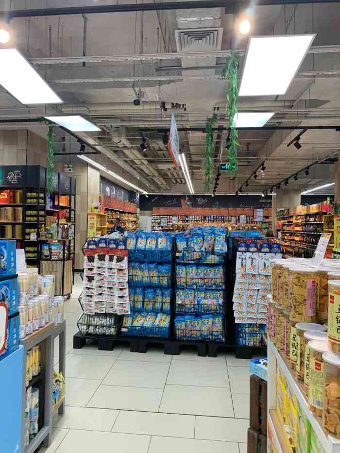 永辉超市(运城万达广场店"自从孩子迷上做饭,总要去逛超市买原料.
