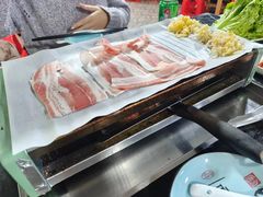 -老东北烤肉(金山店)