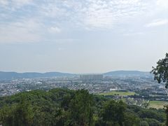 -灵岩山风景区