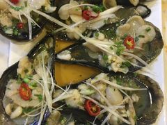 -虾弄弄海派小龙虾·牛羊蝎子火锅