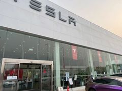 -TESLA 特斯拉(北京南四环中路特斯拉中心)