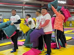 -唆了蜜团建·趣味沉浸式剧情·蹦床轰趴运动拓展基地(天津旗舰店)