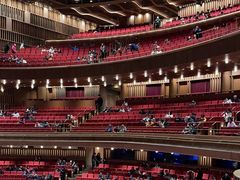 -交通银行前滩31演艺中心