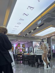 -藤野造型烫染·漂发