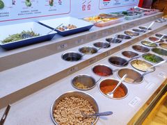 自助调料区-海底捞火锅(安吉万达店)