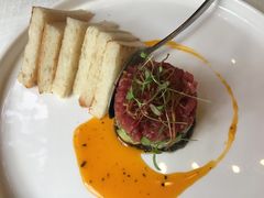 牛肉塔塔配牛油果黑橄榄酱-Solo(衡山路店)