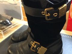 -爱革·奢品·鞋包·衣物·家居(博荟广场店)