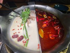 胡椒猪肚鸡鸳鸯锅-湊湊火锅·茶憩(东城万达店)