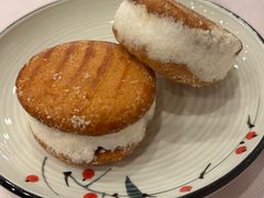 椰丝饼-百年义利(珠市口西大街丰泽园店)