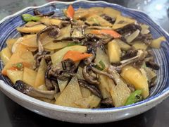 -何记羊汤馆(丽水佳源店)