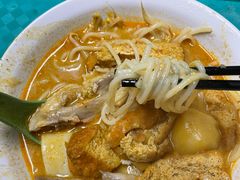 -亚王咖喱鸡米粉面