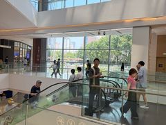 -LuOne凯德晶萃广场(徐家汇路店)