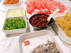 现炸辣椒油-丁卯•铜锅涮肉(工体店)