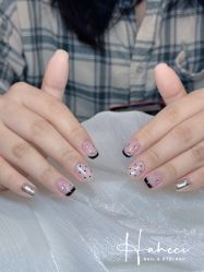 -花岐款式专研健康美甲沙龙