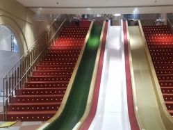 -奈尔宝·儿童乐园·亲子餐厅(前滩店)