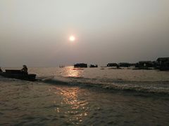 洞里萨湖落日，并未打动我-洞里萨湖