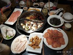 -纸盐河码头火锅(十八梯店)