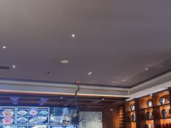 -八府香鸭·啫啫煲(华山路店)