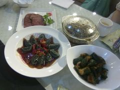 牛肉&nbsp;皮蛋&nbsp;黄瓜&nbsp;醉虾-兴圆苑