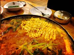 -喇喇排骨火锅·传统韩式脊骨汤(望京西园总店)