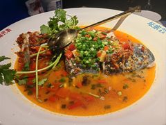 -坛宗剁椒鱼头(河西王府井店)