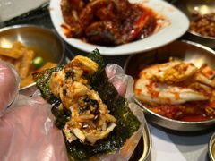 -草家酱蟹炭火烤肉店(珲春南路一店)