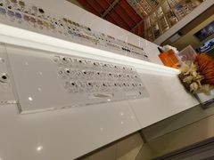 -moody彩瞳(环宇城店)