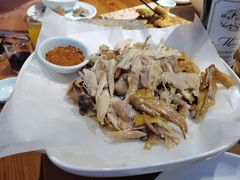 -头上红煨盐鸡·非遗院子餐厅
