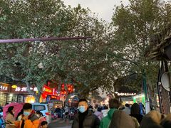 -东关街美食广场