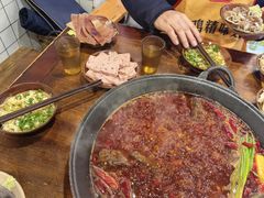 -黄潇洒老火锅(九眼桥宏济巷店)