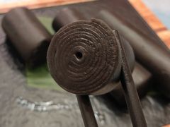 香滑黑芝麻卷-喜喜酒家·纯手工点心·粤菜