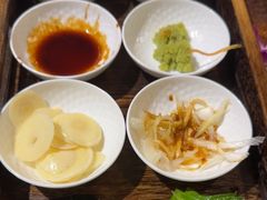 -围炉肉舍丹东海鲜烤肉·烤活鳗(步行街店)