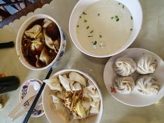 红汤辣馄饨-王興記(中山路店)