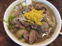 -潮镇老尾牛杂(环城西路店)