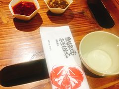 -琥珀老六龙虾(四里河店)